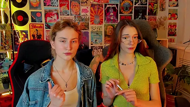 AveAngela online show from 10, 1, 2025