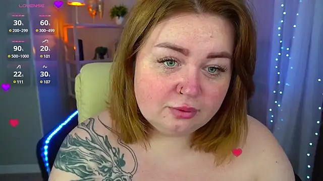 ZaraReignn online show from 11, 1, 2025