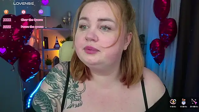 ZaraReignn online show from 19, 2, 2025