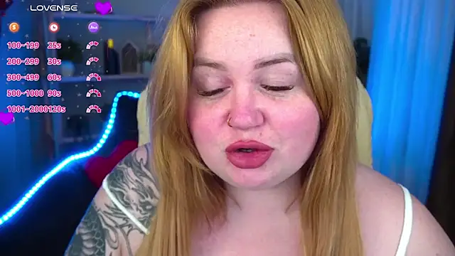 ZaraReignn online show from 12, 3, 2025