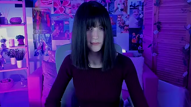 Snapshot of LuxRayi chatting on 23, 3, 2025 LuxRayi online show from 23, 3, 2025