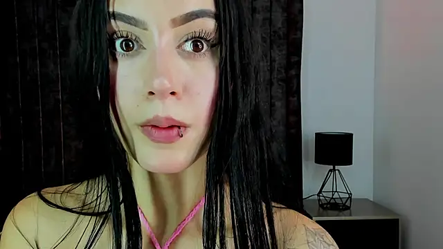 NataGarcia online show from 10, 12, 2024