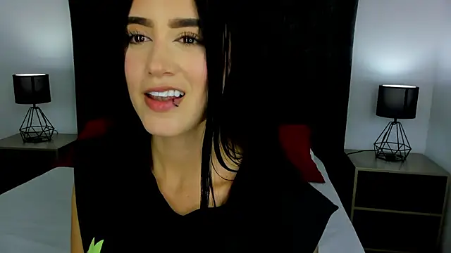 NataGarcia online show from 15, 1, 2025