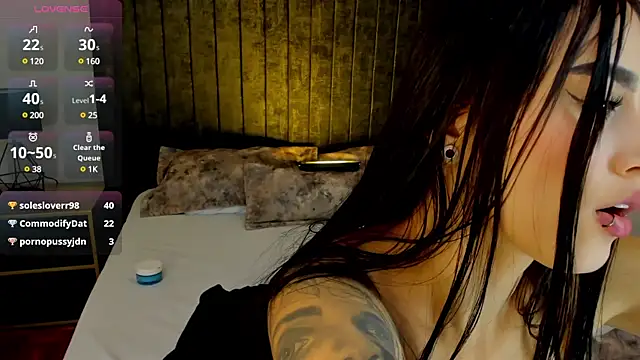 NataGarcia online show from 6, 3, 2025