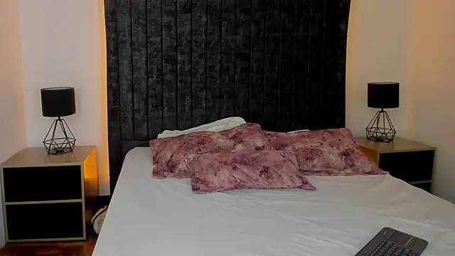 NataGarcia online show from 19, 9, 2025