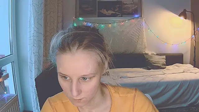 Snapshot of KatiKate chatting on 21, 12, 2024 KatiKate online show from 21, 12, 2024