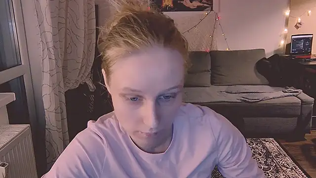 Snapshot of KatiKate chatting on 18, 2, 2025 KatiKate online show from 18, 2, 2025