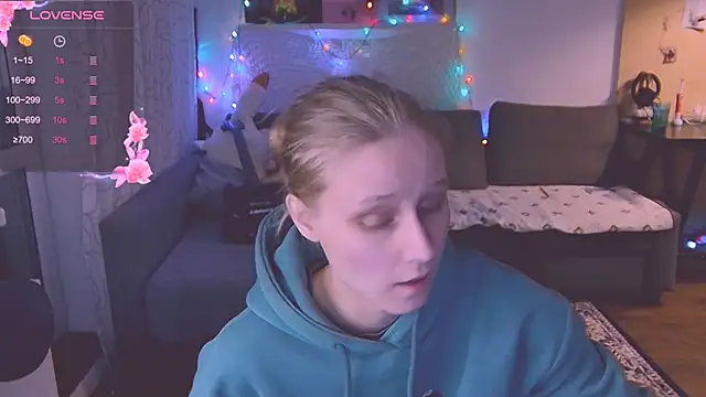 Snapshot of KatiKate chatting on 6, 3, 2025 KatiKate online show from 6, 3, 2025