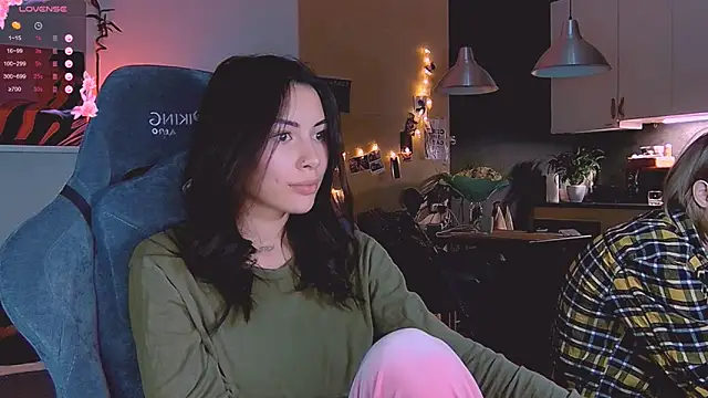 Snapshot of KatiKate chatting on 30, 10, 2025 KatiKate online show from 30, 10, 2025