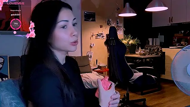 KatiKate online show from 7, 11, 2025