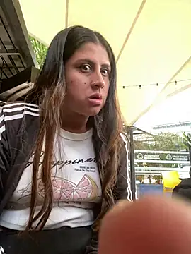 Snapshot of girl_anni chatting on 2, 2, 2025 girl anni online show from 2, 2, 2025
