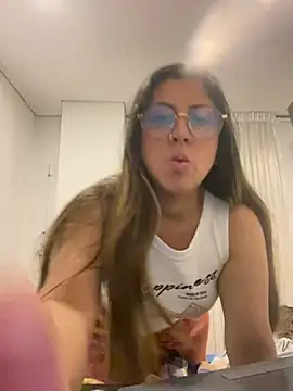 Snapshot of girl_anni chatting on 15, 2, 2025 girl anni online show from 15, 2, 2025