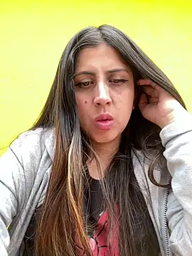Snapshot of girl_anni chatting on 21, 2, 2025 girl anni online show from 21, 2, 2025