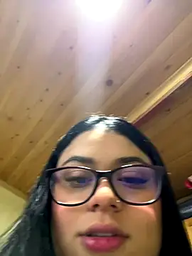 alissonfernandez  online show from 2, 10, 2025