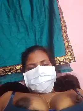 Snapshot of Villageammu18 chatting on 20, 12, 2025 Villageammu18 online show from 20, 12, 2025