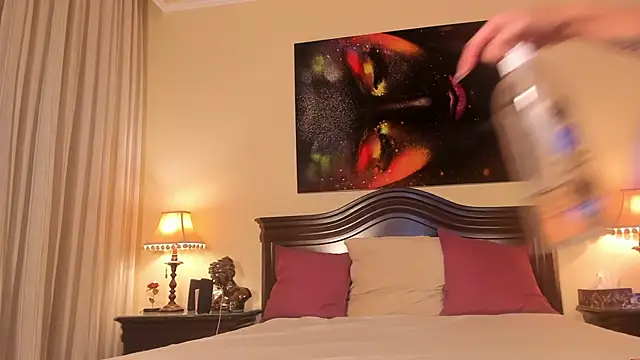 LunaMystyque online show from 19, 3, 2026