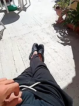 Snapshot of MrTamburine22 chatting on 2, 10, 2025 MrTamburine22 online show from 2, 10, 2025