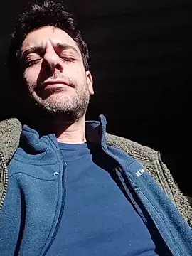 Snapshot of MrTamburine22 chatting on 6, 2, 2026 MrTamburine22 online show from 6, 2, 2026