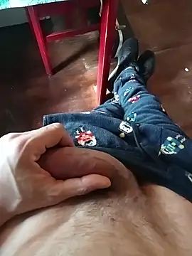 Snapshot of MrTamburine22 chatting on 9, 3, 2026 MrTamburine22 online show from 9, 3, 2026