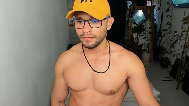 Snapshot of Travis_bakers chatting on 22, 2, 2025 Travis bakers online show from 22, 2, 2025