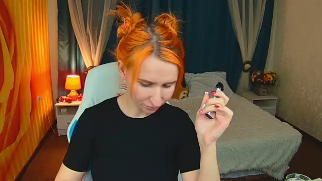 Snapshot of AliceBYKiss chatting on 28, 1, 2025 AliceBYKiss online show from 28, 1, 2025