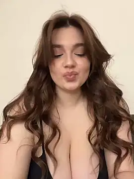 Dreamy Kitty online show from 10, 1, 2025