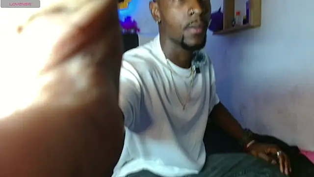 Aroonpapisex online show from 28, 3, 2026