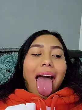 Val clarck online show from 5, 12, 2024