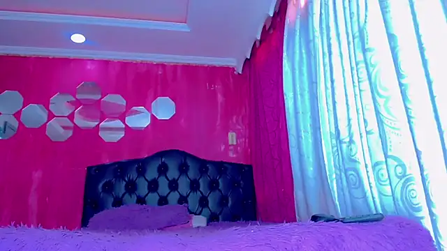 TiffanyMackensyy online show from 9, 1, 2026