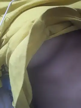 Snapshot of samosa73 chatting on 22, 12, 2024 samosa73 online show from 22, 12, 2024