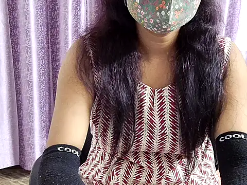 Snapshot of samosa73 chatting on 29, 9, 2025 samosa73 online show from 29, 9, 2025