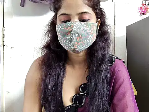 Snapshot of samosa73 chatting on 30, 10, 2025 samosa73 online show from 30, 10, 2025