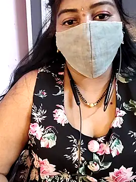 RomeoJuliet345 online show from 4, 3, 2026