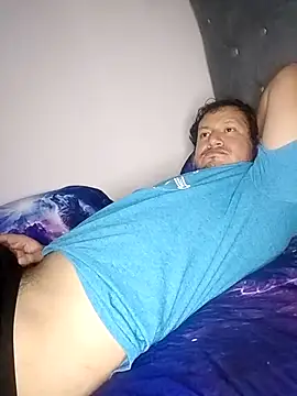 Snapshot of Alee3xxx chatting on 8, 10, 2025 Alee3xxx online show from 8, 10, 2025