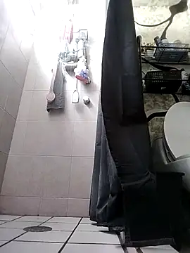 Snapshot of Alee3xxx chatting on 10, 10, 2025 Alee3xxx online show from 10, 10, 2025