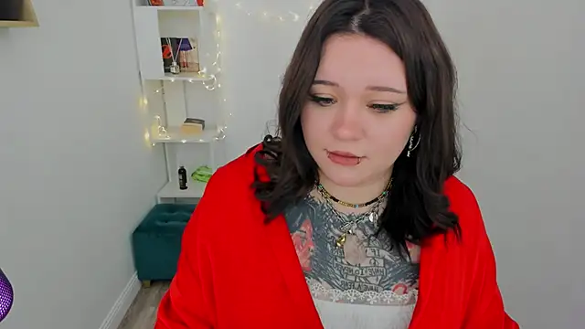 MoonLghte online show from 28, 2, 2025