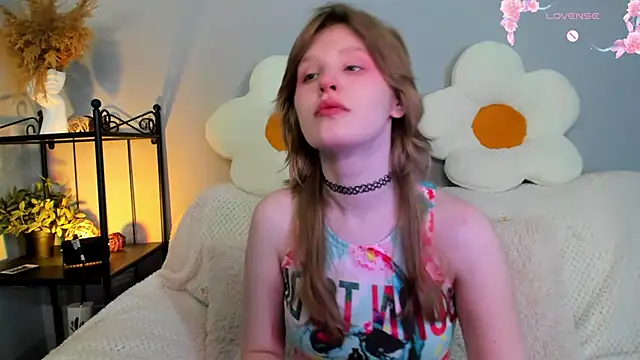 EvaStevs online show from 16, 2, 2025