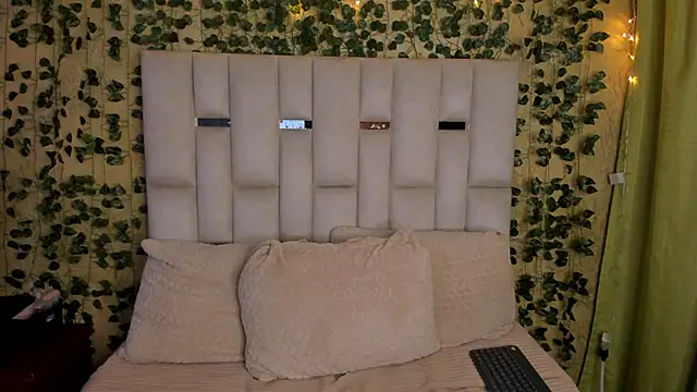Snapshot of jenifer__power10 chatting on 15, 1, 2025 jenifer power10 online show from 15, 1, 2025