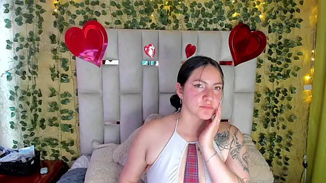 Snapshot of jenifer__power10 chatting on 20, 2, 2025 jenifer power10 online show from 20, 2, 2025
