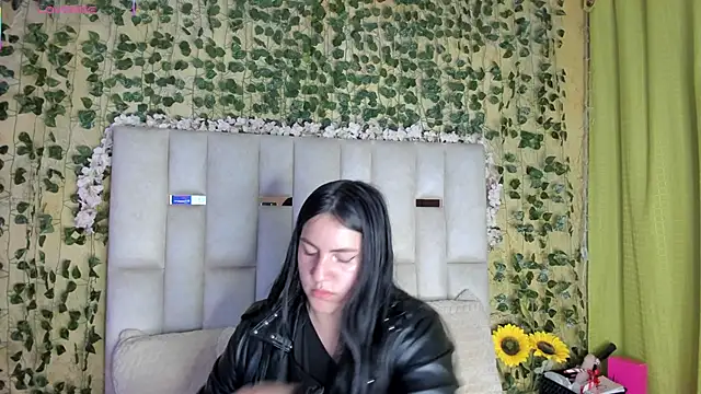 Snapshot of jenifer__power10 chatting on 7, 3, 2025 jenifer power10 online show from 7, 3, 2025