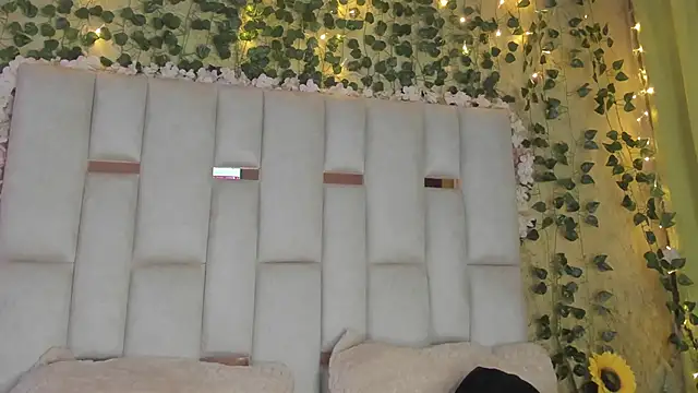Snapshot of jenifer__power10 chatting on 13, 3, 2025 jenifer power10 online show from 13, 3, 2025