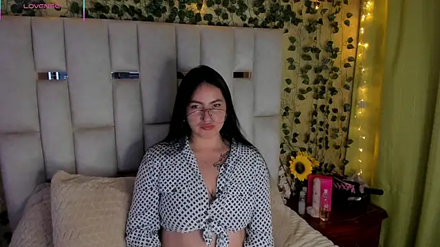Snapshot of jenifer__power10 chatting on 21, 3, 2025 jenifer power10 online show from 21, 3, 2025