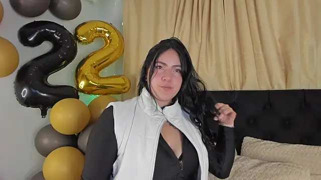 Snapshot of jenifer__power10 chatting on 4, 10, 2025 jenifer power10 online show from 4, 10, 2025