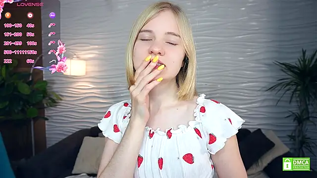 OdelinaFicken online show from 9, 11, 2025