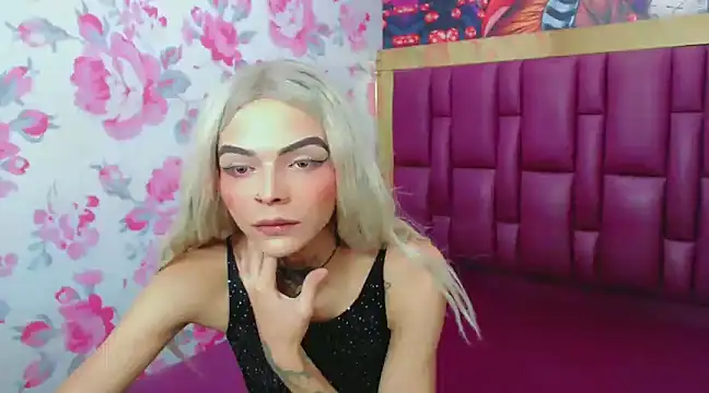 Luna and valery online show from 29, 1, 2025