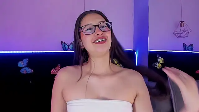 Snapshot of Anastasia_Whitee chatting on 15, 2, 2026 Anastasia Whitee online show from 15, 2, 2026