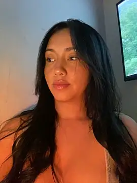 sweet kitty0110 online show from 31, 1, 2025