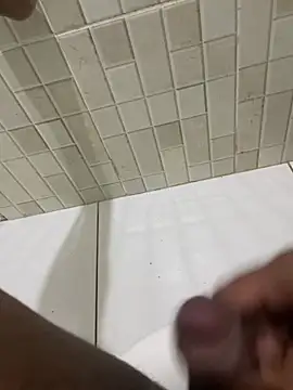 Snapshot of rodrigo21Cm_ chatting on 25, 1, 2025 rodrigo21Cm online show from 25, 1, 2025