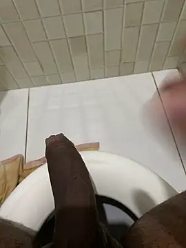 Snapshot of rodrigo21Cm_ chatting on 6, 2, 2025 rodrigo21Cm online show from 6, 2, 2025