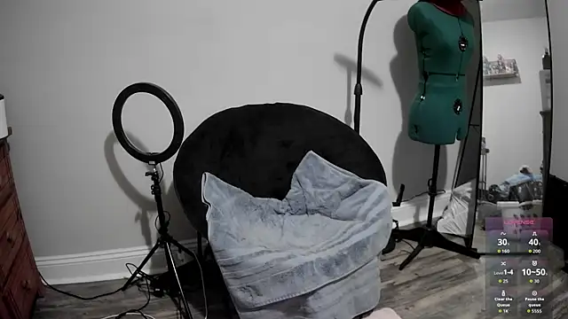 LilyFoxxx online show from 10, 1, 2026